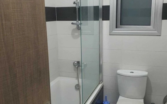 Lovely 2-bed Apartment in Larnaca