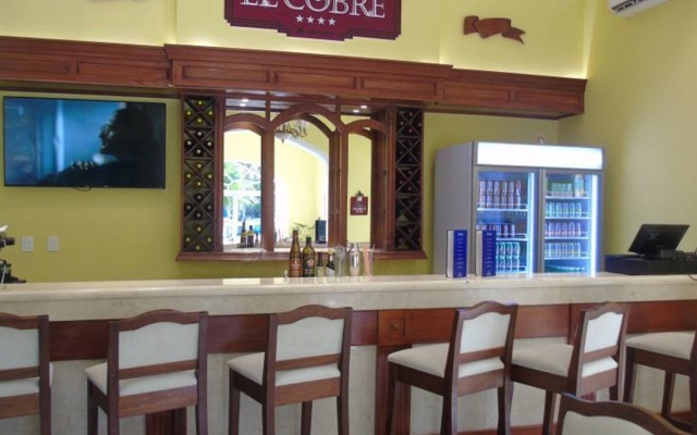 Hotel E El Cobre