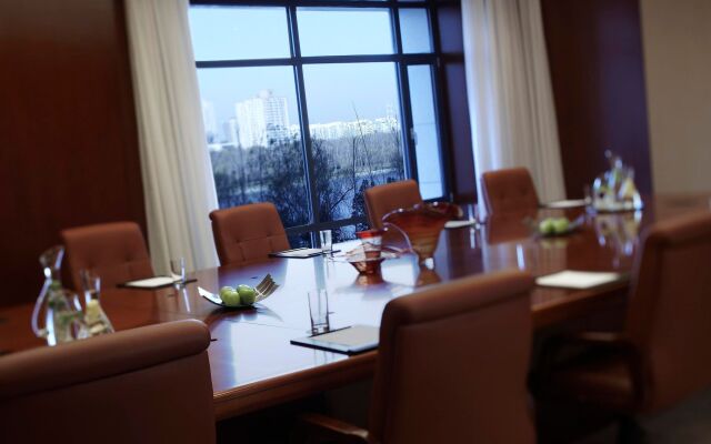 The Lakeview, Tianjin Marriott Executive Apartments