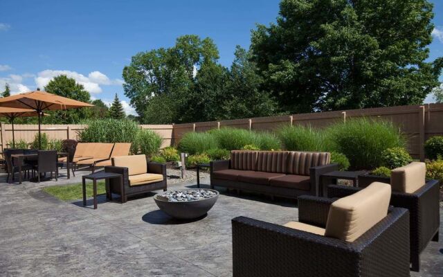 Courtyard Ithaca Airport/University