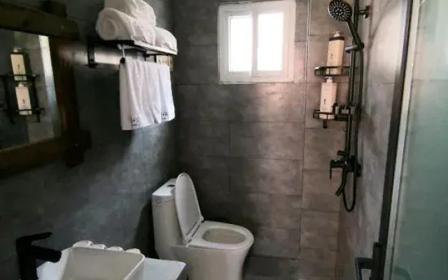 Jihe Xiaozhu Guesthouse