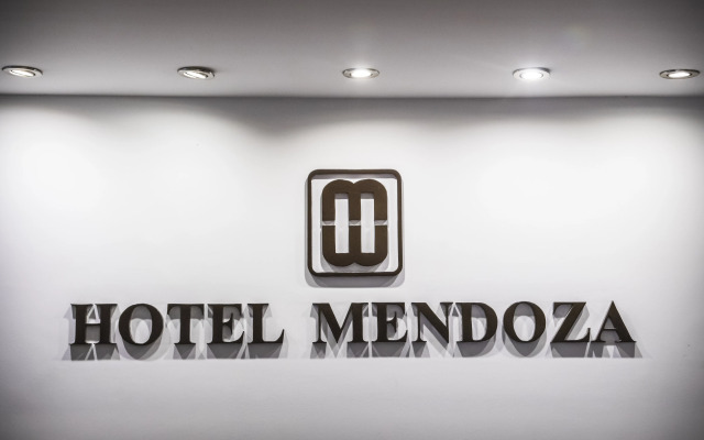 Hotel Mendoza