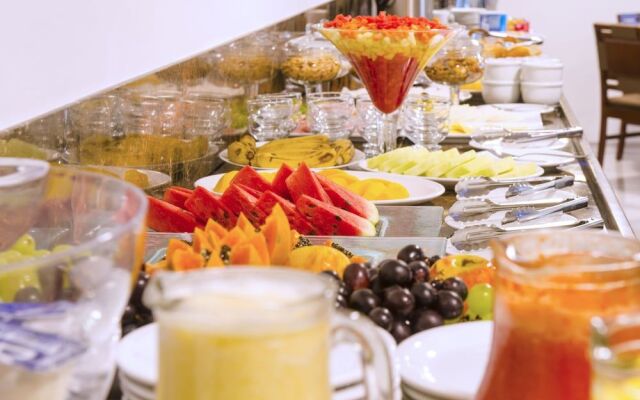 Profissionalle Hotel São Luís