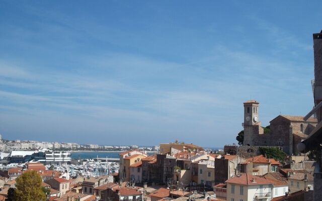 Elegant studio apartment Le Suquet