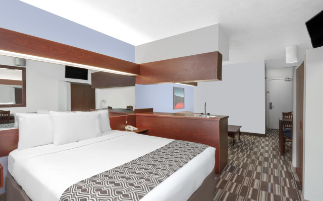 Microtel Inn & Suites by Wyndham London