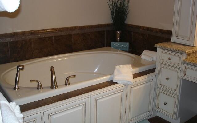 Phoenix 1154 Penthouse