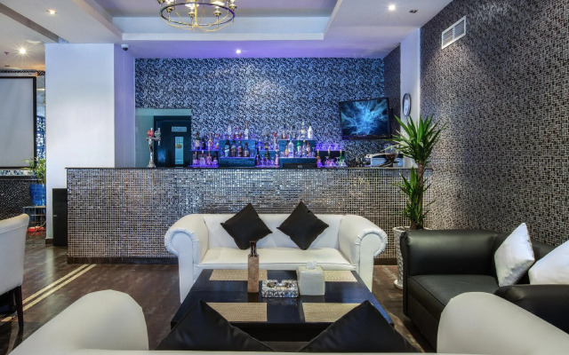 Loumage Hotel & Suites