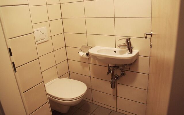 CheckVienna - Maria-Theresien-Straße