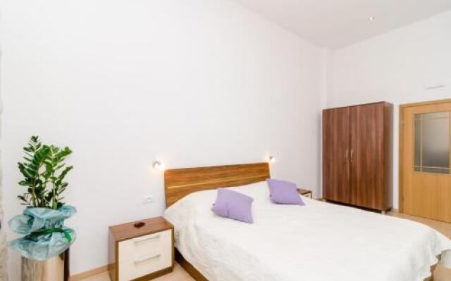 Apartment City Lights