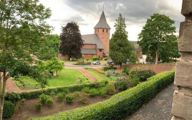 Hotel Burg Wassenberg