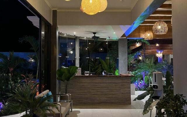 Hotel Naoz