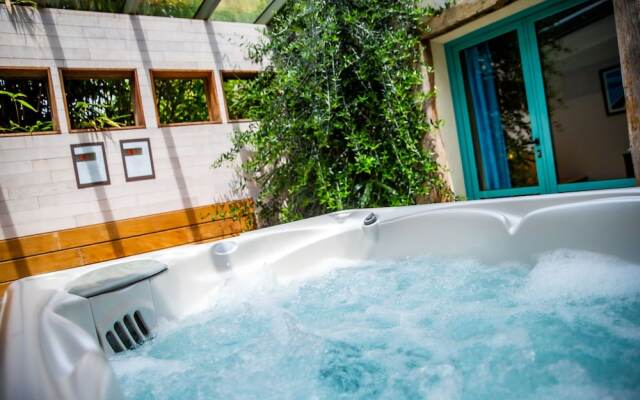 Maison d'Hôtes La Ferme de L'Oudon & Spa