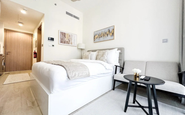 Easygo-spacious Luxury STU Azizi Rivra16