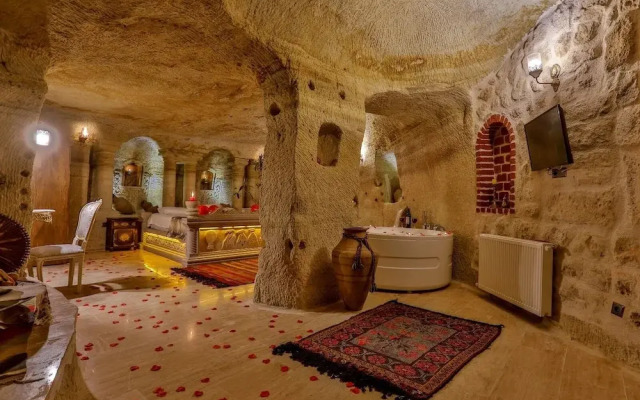 Casia Cave Suites