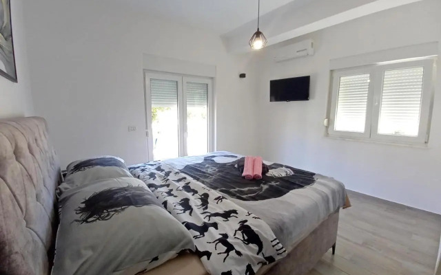 Holiday house Kazali, Medulin