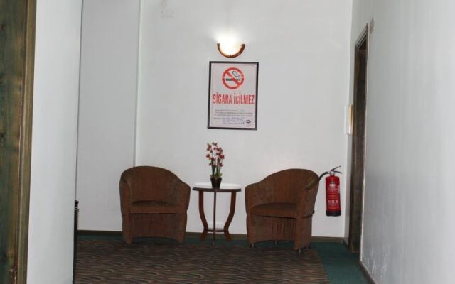 Kasmir Hotel