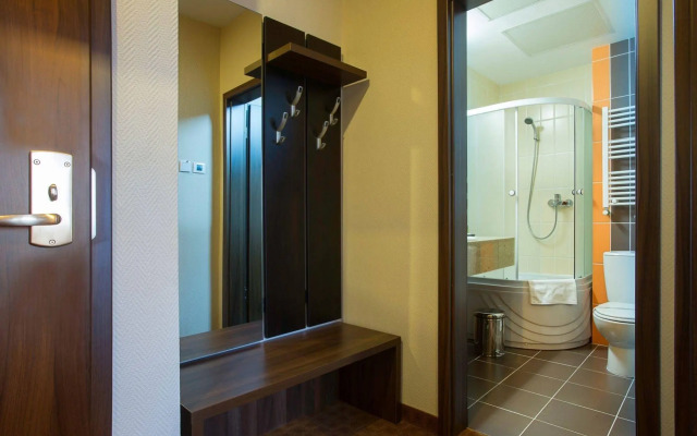 Inter Business Bucharest Hotel