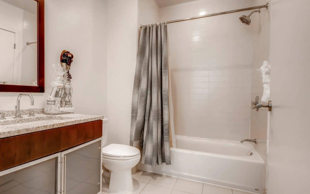 Global Luxury Suites at Kenmore Square