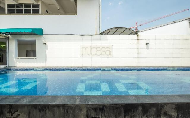 OYO 818 Micasa Residence