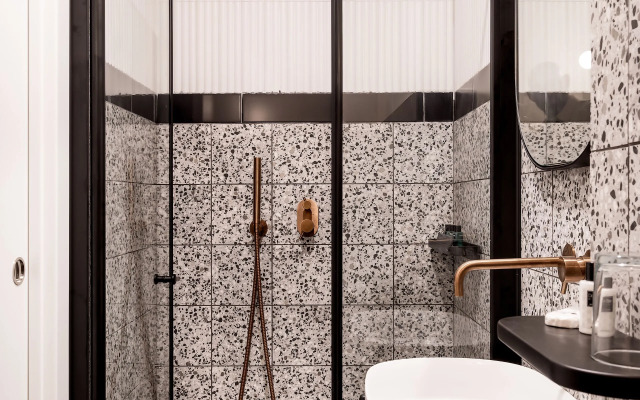 Mulan TLV Hotel