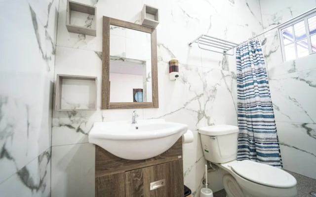 503 Casa Hostal