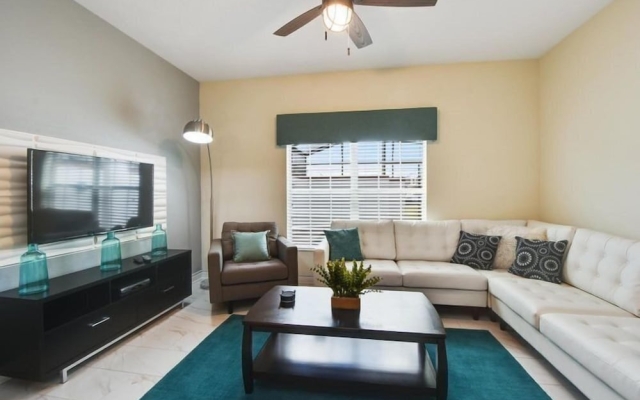 ChampionsGate 4BR 3BA Townhome