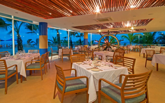 Royal Decameron Punta Centinela