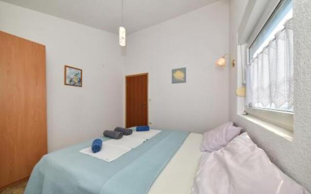 Apartments Zrakic