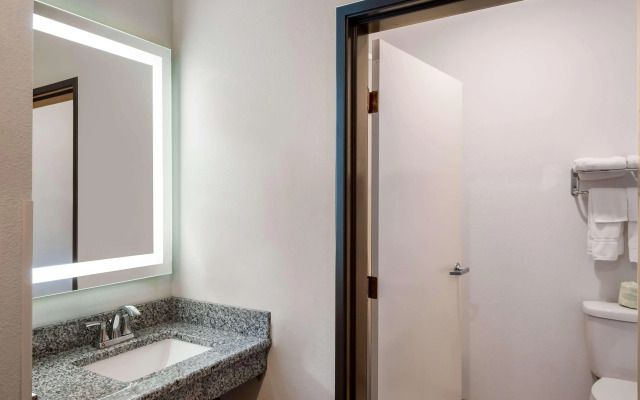 SureStay Plus Hotel by Best Western Coralville Iowa City