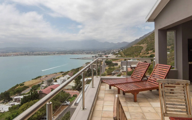 Gordon'S Bay Luxury Apartments