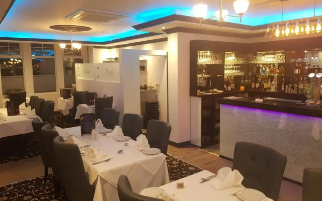 Ascot Grange Hotel - Voujon Restaurant