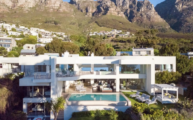 Hollywood Mansion & Spa Camps Bay