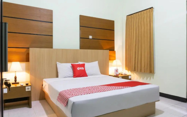 OYO 3803 Hotel Wonojati Syariah Malang