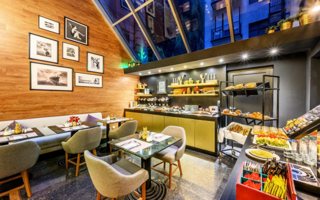 Ambra Hotel