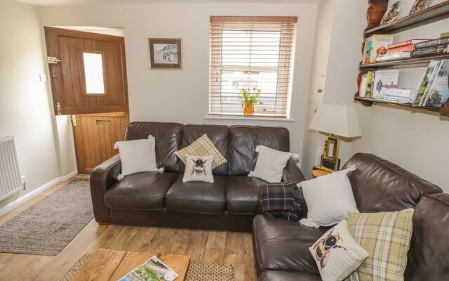 Bumble Cottage