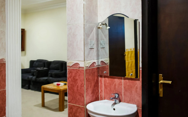 OYO 525 Rose Plaza 1