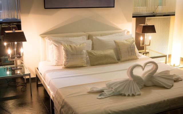 Rental In Rome Cosmopolitan Hi-tech Luxury Apartment