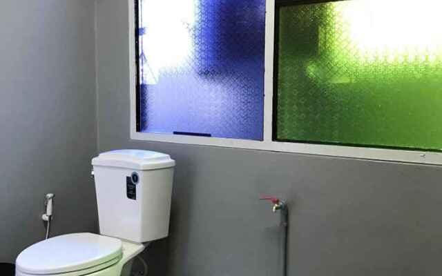 Add Home Hostel Vipavadee