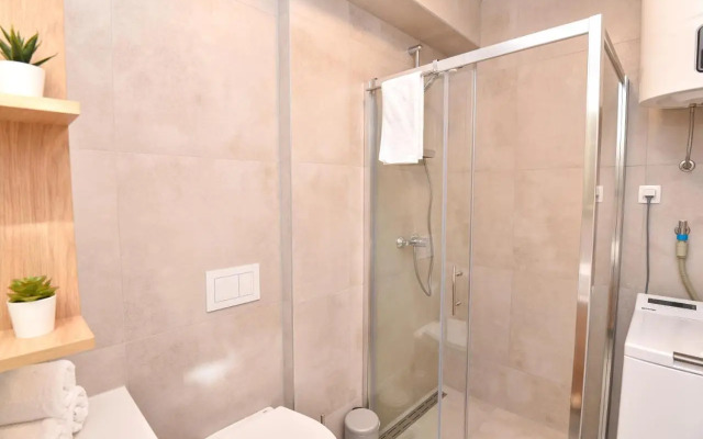 Studio apartment Bee One