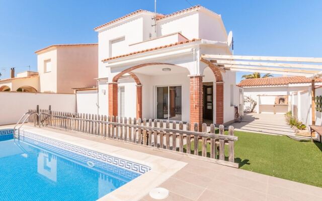 Holiday Home in L'escala With Private Swimming Pool