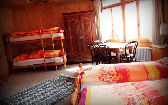 FLÜHLI Hotel Kurhaus