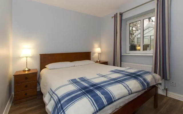 The Helm Apartments B&B