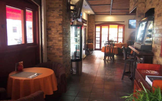 Clarion Hotel Amon Plaza