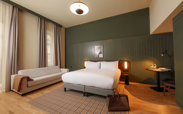 The Honest Budapest by Chic & Basic