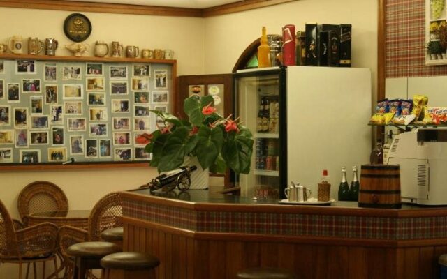 Hotel Dominguez Master