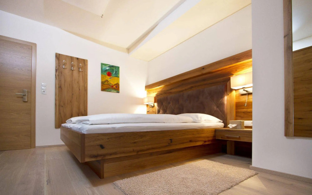 Hotel Zirngast