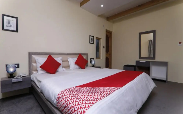 OYO 40939 White House Bnb