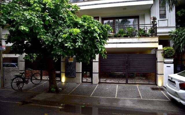 Woodpecker Service Apartments - Green Park