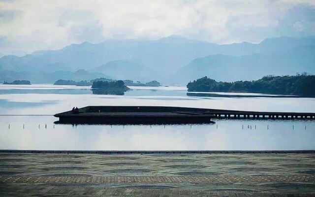 Thousand Islands Lakeview Apartment