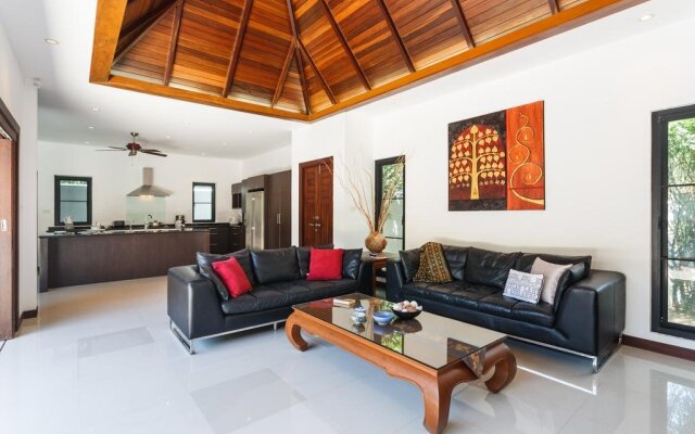 Villa Frangipani @ Nai Harn